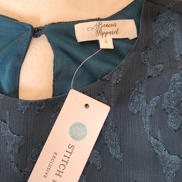 Beacon Apparel Jacquered A-Line Short Puff Sleeve Top Size L Teal Blue/G… - Picture 4 of 11